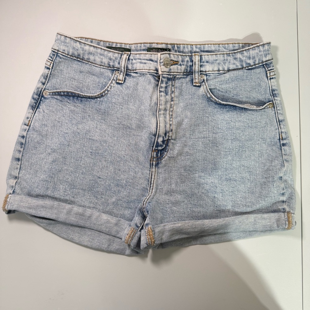 Wild Fable High Rise Denim Shorts Light Wash Cuffed Hem Size 12‎